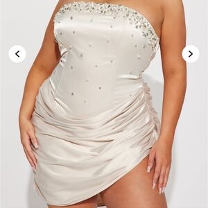 Elegant Cream Strapless Dress